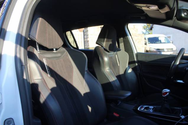PEUGEOT 308 GTI 1.6 THP 270 CV BVM6 / TOIT PANORAMIQUE 10
