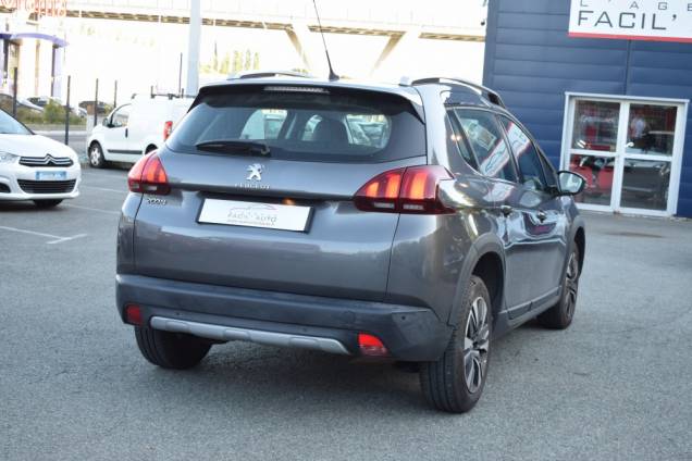PEUGEOT 2008 ALLURE 100 CV BVM6 / SUIVI COMPLET EXCLUSIF PEUGEOT  3