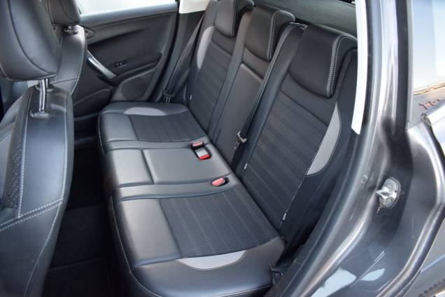 PEUGEOT 2008 ALLURE 100 CV BVM6 / SUIVI COMPLET EXCLUSIF PEUGEOT  11