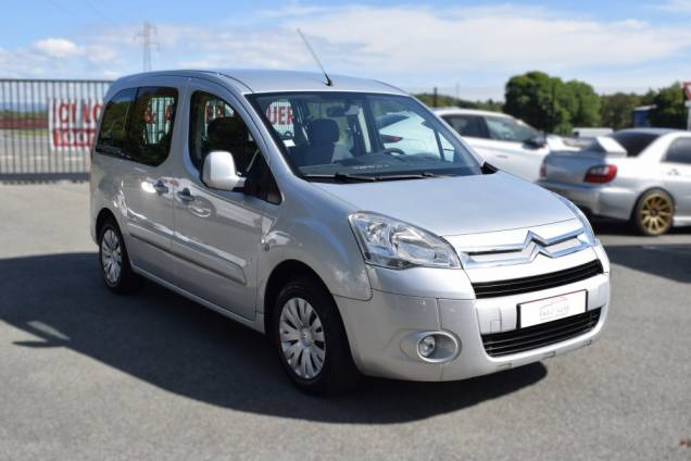 CITROEN BERLINGO MULTISPACE 5 PLACES / 1.6 16 V 90 CV / CROCHET D'ATTELAGE 2