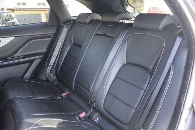JAGUAR F-PACE S 3.0 V6 300 CV BVA 4