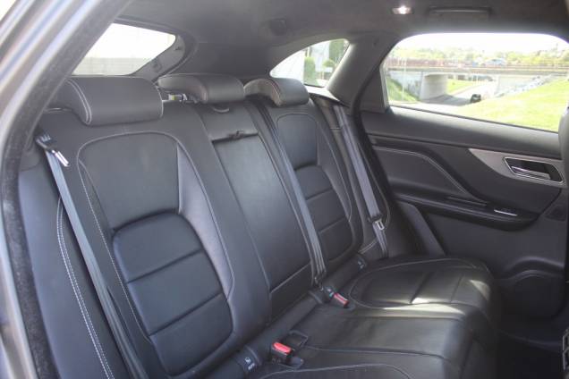 JAGUAR F-PACE S 3.0 V6 300 CV BVA 6