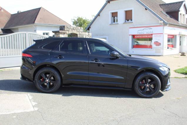 JAGUAR F-PACE S 3.0 V6 300 CV BVA 16