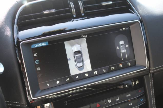 JAGUAR F-PACE S 3.0 V6 300 CV BVA 19