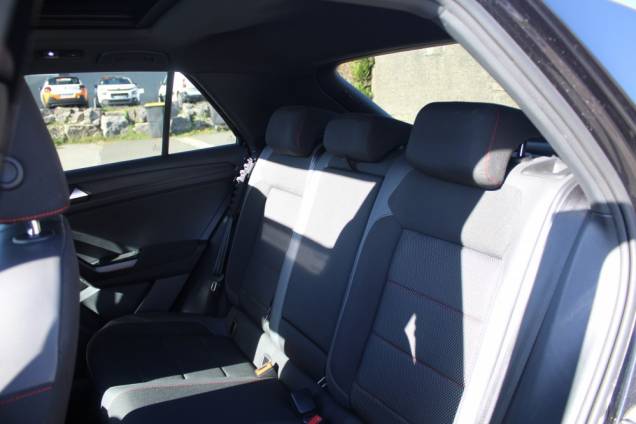 VOLKSWAGEN T-ROC TSI 190 CV DSG 4 MOTION 12