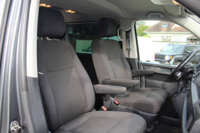 VOLKSWAGEN CARAVELLE 2.0 TDI 150 CV DSG 8 PLACES 17