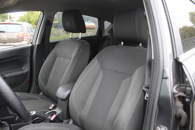 FORD FIESTA TITANIUM ECOBOOST 100 CV BVM5 / ORIGINE FRANCE 12