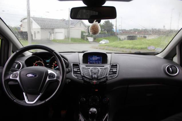 FORD FIESTA TITANIUM ECOBOOST 100 CV BVM5 / ORIGINE FRANCE 10