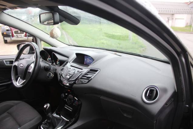 FORD FIESTA TITANIUM ECOBOOST 100 CV BVM5 / ORIGINE FRANCE 11