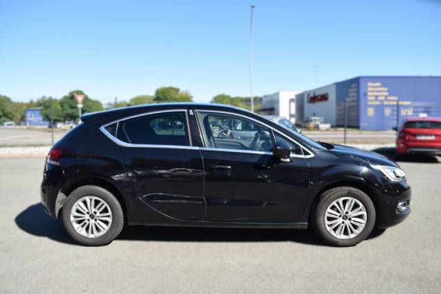 DS DS4 1.6 HDI 120 CV SO-CHIC / 5 PORTES 8