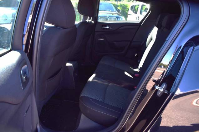 DS DS4 1.6 HDI 120 CV SO-CHIC / 5 PORTES 11