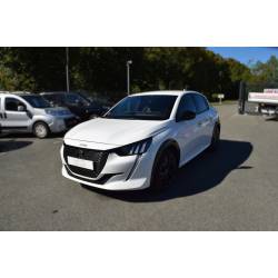 PEUGEOT 208 GT 1.2 100 CV 5 PORTES / 49900 KMS / CROCHET D'ATTELAGE
