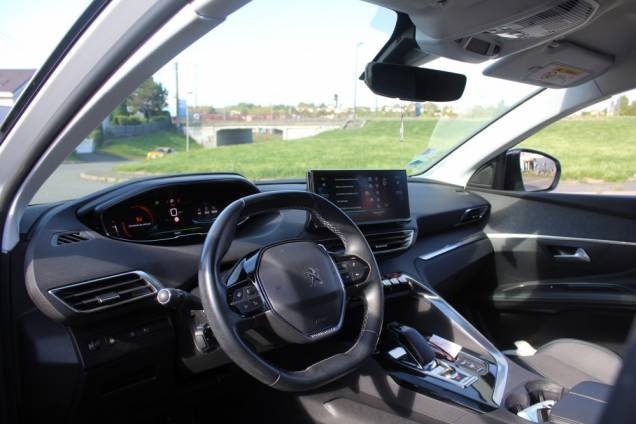PEUGEOT 308 ALLURE PACK HYBRID 225 1.6 THP 180 CV EAT8 / 1ER MAIN / ORIGINE FRANCE 9 PEUGEOT 308 ALLURE PACK HYBRID 225 1.6 THP 180 CV EAT8 / 1ER MAIN / ORIGINE FRANCE 9