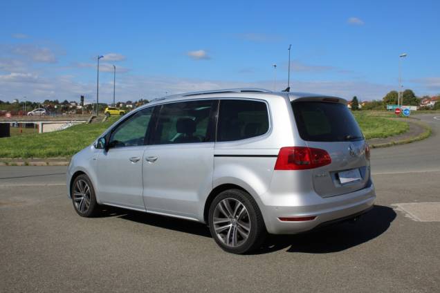 VOLKSWAGEN SHARAN CUP 2.0 TDI 177 CV DSG6 / TOIT OUVRANT PANORAMIQUE 8