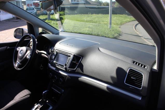 VOLKSWAGEN SHARAN CUP 2.0 TDI 177 CV DSG6 / TOIT OUVRANT PANORAMIQUE 11