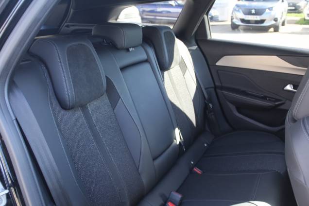PEUGEOT 308 SW GT HDI 130 CV EAT8  11