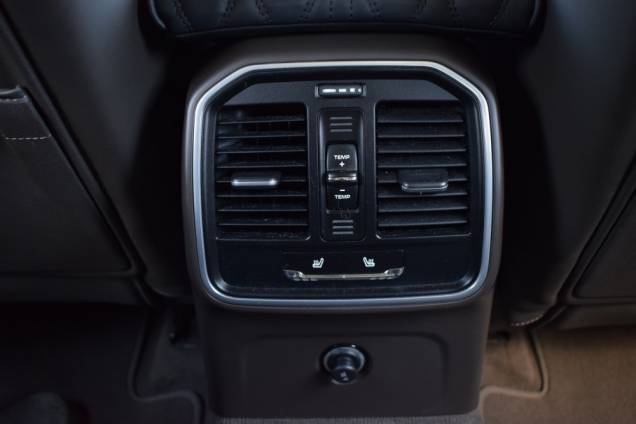 PORSCHE MACAN S 3.0 TDI V6 258 CV PDK 7 / 4X4 / TOIT OUVRANT PANORAMIQUE / BOSE SYSTEM 18