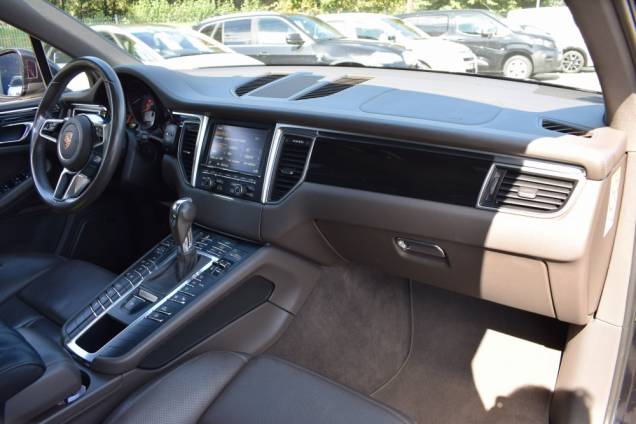 PORSCHE MACAN S 3.0 TDI V6 258 CV PDK 7 / 4X4 / TOIT OUVRANT PANORAMIQUE / BOSE SYSTEM 34