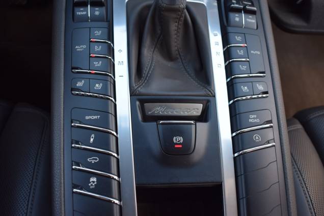 PORSCHE MACAN S 3.0 TDI V6 258 CV PDK 7 / 4X4 / TOIT OUVRANT PANORAMIQUE / BOSE SYSTEM 29