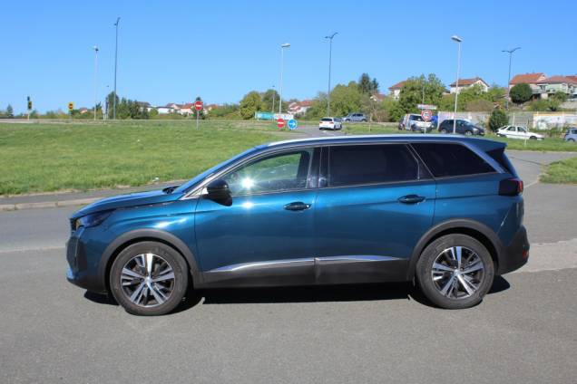 PEUGEOT 5008 ALLURE PACK HDI 130 CV EAT8 2 PEUGEOT 5008 ALLURE PACK HDI 130 CV EAT8 2