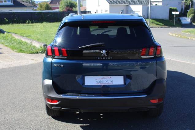 PEUGEOT 5008 ALLURE PACK HDI 130 CV EAT8 4 PEUGEOT 5008 ALLURE PACK HDI 130 CV EAT8 4