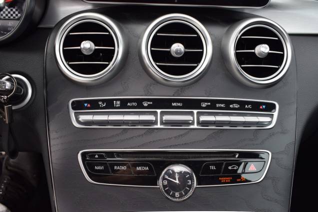 MERCEDES-BENZ CLASSE C COUPÉ 43 AMG 3.0 V6 BI TURBO 4 MATIC 367 CV 9 G TRONIC / 90000 KMS / TOIT OUVRANT PANORAMIQUE 16