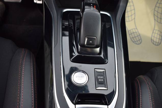 PEUGEOT 308 GT LINE HDI 130 CV EAT 8 TOIT PANORAMIQUE 15