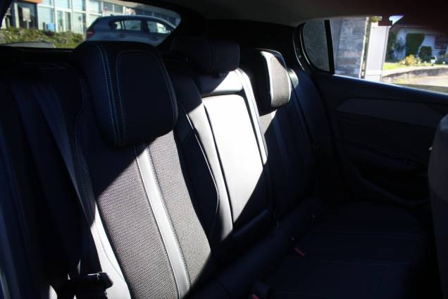 PEUGEOT 308 ALLURE HYBRID 136 CV E-DSC6 / ORIGINE FRANCE 13