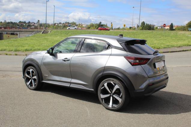 NISSAN JUKE N-CONNECTA + OPTIONS 1.6i 143 CV BVA / ORIGINE FRANCE 7