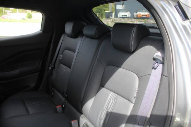 NISSAN JUKE N-CONNECTA + OPTIONS 1.6i 143 CV BVA / ORIGINE FRANCE 10