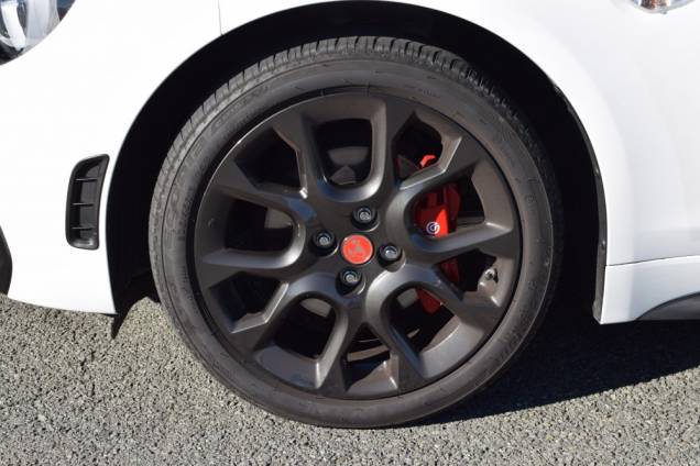 ABARTH 124 SPIDER 1.4 TURBO 170 CV / EXEMPLAIRE N°806 / 12800 KMS / BOSE SYSTEM 16