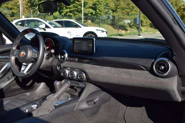 ABARTH 124 SPIDER 1.4 TURBO 170 CV / EXEMPLAIRE N°806 / 12800 KMS / BOSE SYSTEM 31