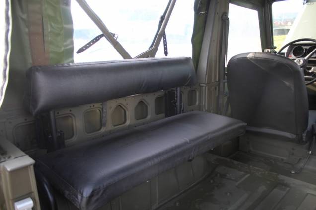 PEUGEOT P4 2.5 75 CV BVM4 4X4 / REPLIQUE MILITAIRE  16