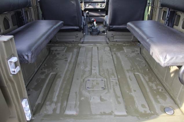 PEUGEOT P4 2.5 75 CV BVM4 4X4 / REPLIQUE MILITAIRE  17