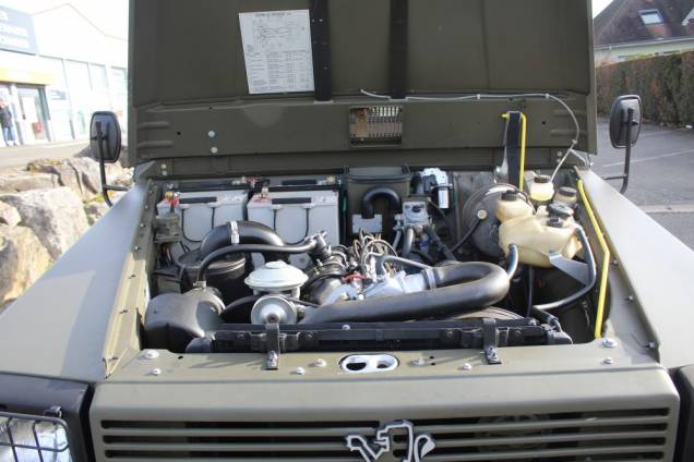 PEUGEOT P4 2.5 75 CV BVM4 4X4 / REPLIQUE MILITAIRE  10