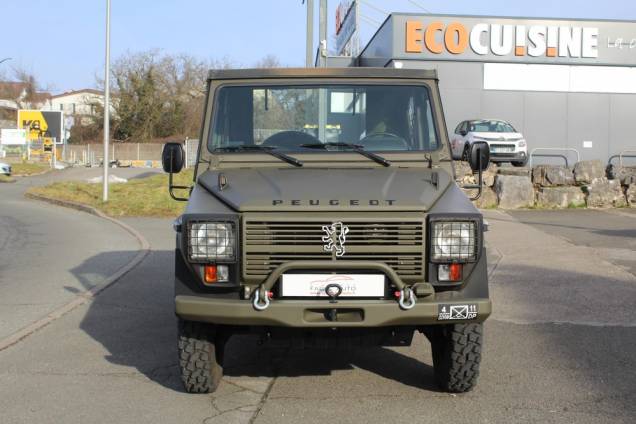 PEUGEOT P4 2.5 75 CV BVM4 4X4 / REPLIQUE MILITAIRE  2