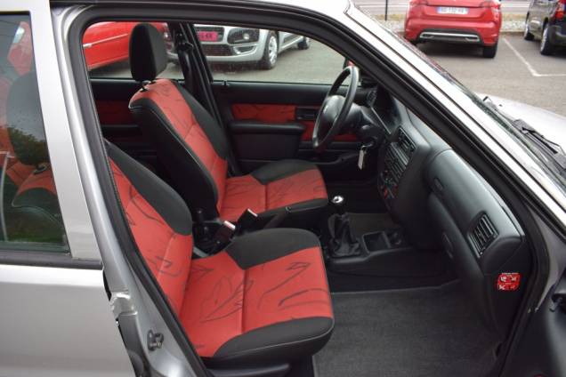 PEUGEOT 106 1.1 60 CV 5 PORTES / 62000 KMS 10