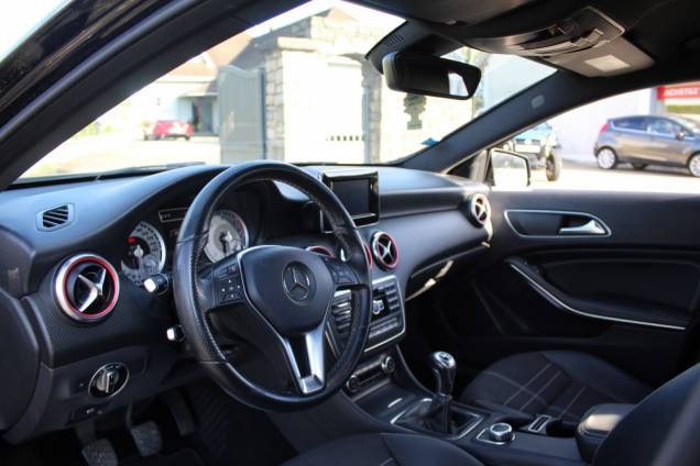 MERCEDES BENZ CLASSE A 180 CDI 109 CV BVM6 9