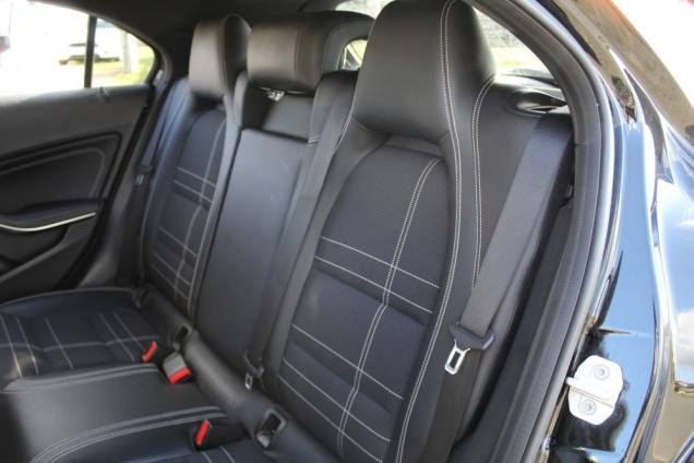 MERCEDES BENZ CLASSE A 180 CDI 109 CV BVM6 11