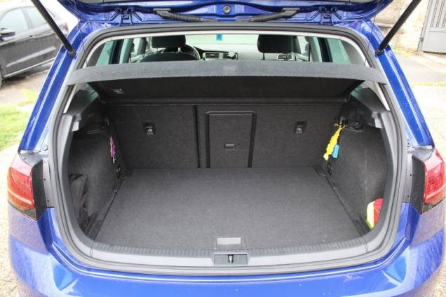 VOLKSWAGEN GOLF 7 R-LINE 2.0 TDI 150 CV DSG7 12 VOLKSWAGEN GOLF 7 R-LINE 2.0 TDI 150 CV DSG7 12