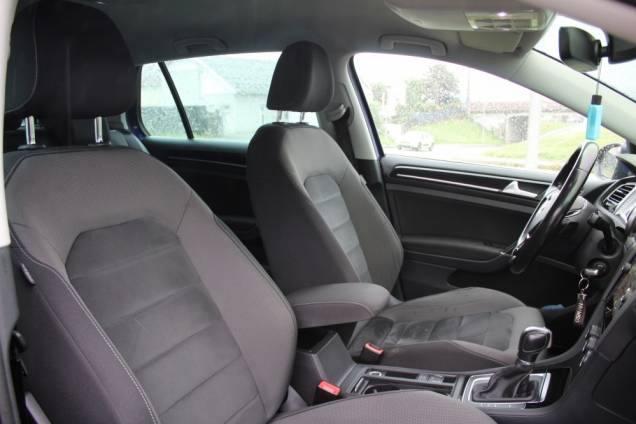 VOLKSWAGEN GOLF 7 R-LINE 2.0 TDI 150 CV DSG7 10 VOLKSWAGEN GOLF 7 R-LINE 2.0 TDI 150 CV DSG7 10