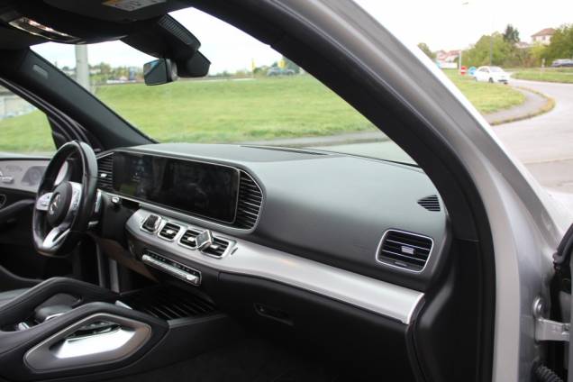 MERCEDES BENZ GLE 300 AMG LINE 2.0D 245 CV 9G-TRONIC 4 MATIC / TOIT OUVRANT PANORAMIQUE / ORIGINE FRANCE 8 MERCEDES BENZ GLE 300 AMG LINE 2.0D 245 CV 9G-TRONIC 4 MATIC / TOIT OUVRANT PANORAMIQUE / ORIGINE FRANCE 8