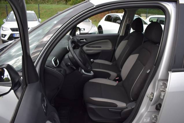 CITROEN C3 PICASSO 1.4 95 CV / 38500 KMS / CROCHET D'ATTELAGE 10