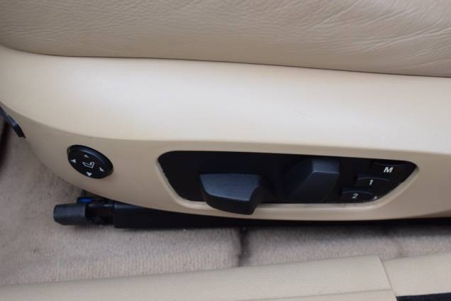 BMW SERIE 3 TOURING E91 330 I 258 CV / CARNET D'ENTRETIEN COMPLET 10