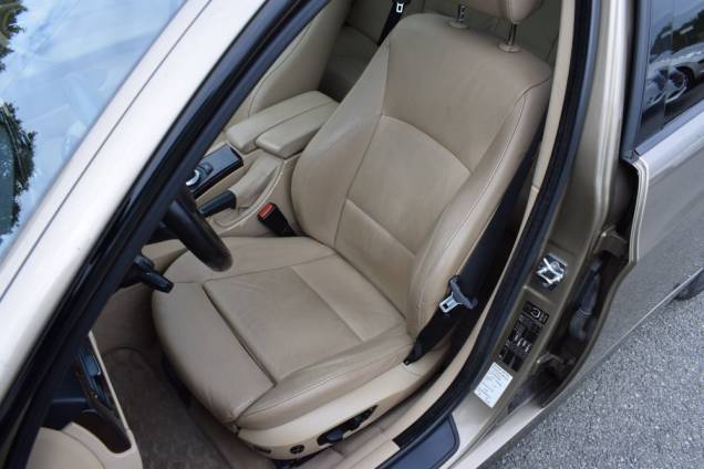 BMW SERIE 3 TOURING E91 330 I 258 CV / CARNET D'ENTRETIEN COMPLET 11