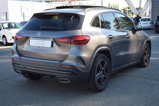 MERCEDES GLA 200 D 2.0 150 CV AMG LINE / SIÈGES ÉLECTRIQUES CHAUFFANTS / TOIT PANORAMIQUE / CAMERA RECUL / CARPLAY 4