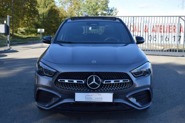 MERCEDES GLA 200 D 2.0 150 CV AMG LINE / SIÈGES ÉLECTRIQUES CHAUFFANTS / TOIT PANORAMIQUE / CAMERA RECUL / CARPLAY 5