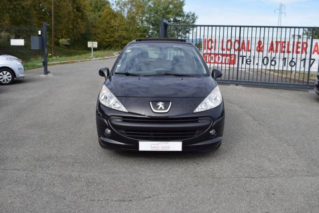 PEUGEOT 207 1.4 16 V 90 CV / TOIT OUVRANT / CROCHET D'ATTELAGE 5
