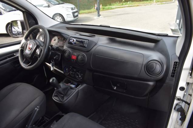 FIAT FIORINO QUBO 1.3 HDI 95 CV / CROCHET D'ATTELAGE / 72500 KMS 13 FIAT FIORINO QUBO 1.3 HDI 95 CV / CROCHET D'ATTELAGE / 72500 KMS 13