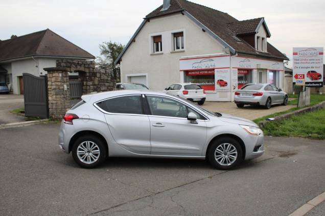 CITROEN DS4 SO CHIC 1.6 HDI 112 CV BVM / ORIGINE FRANCE 4